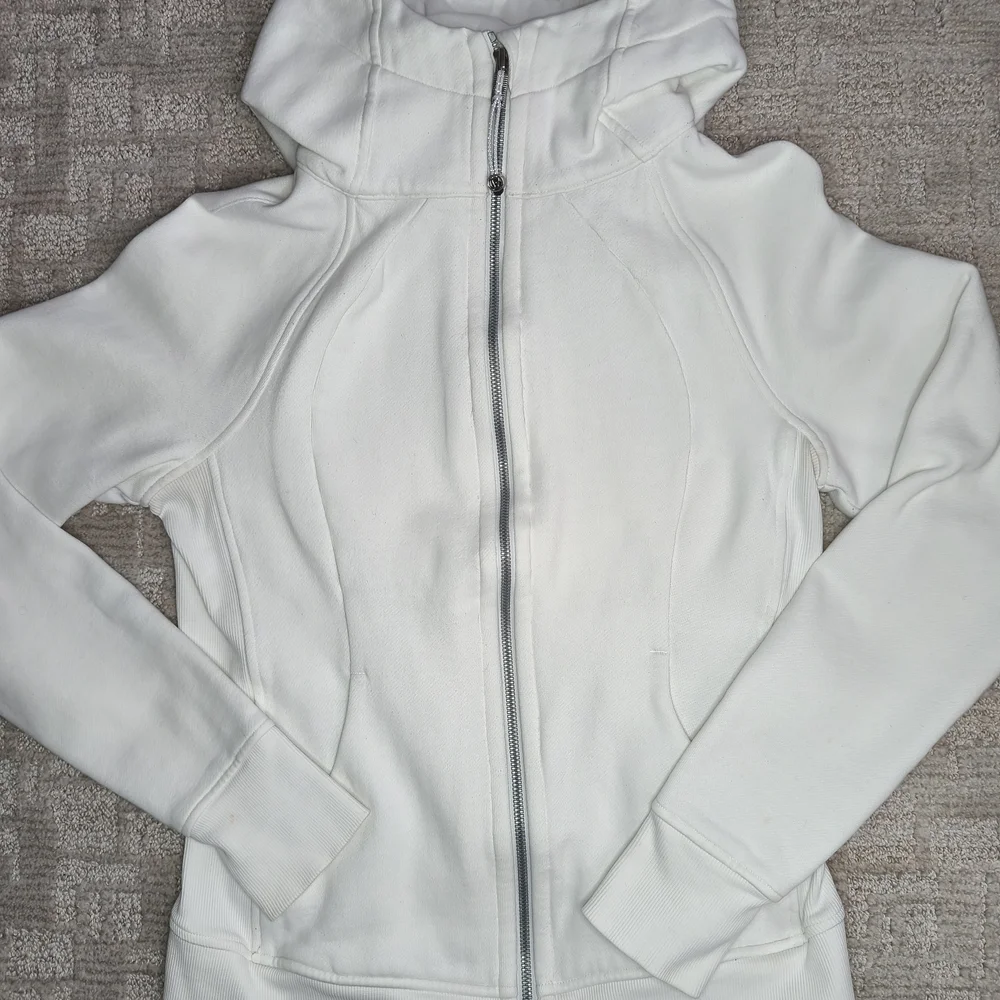 Lululemon Women's Scuba Hoodie Size 6 White Full Zip Jacket - Picture 4 of 9